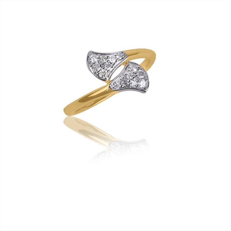 Twin triangle diamond ring