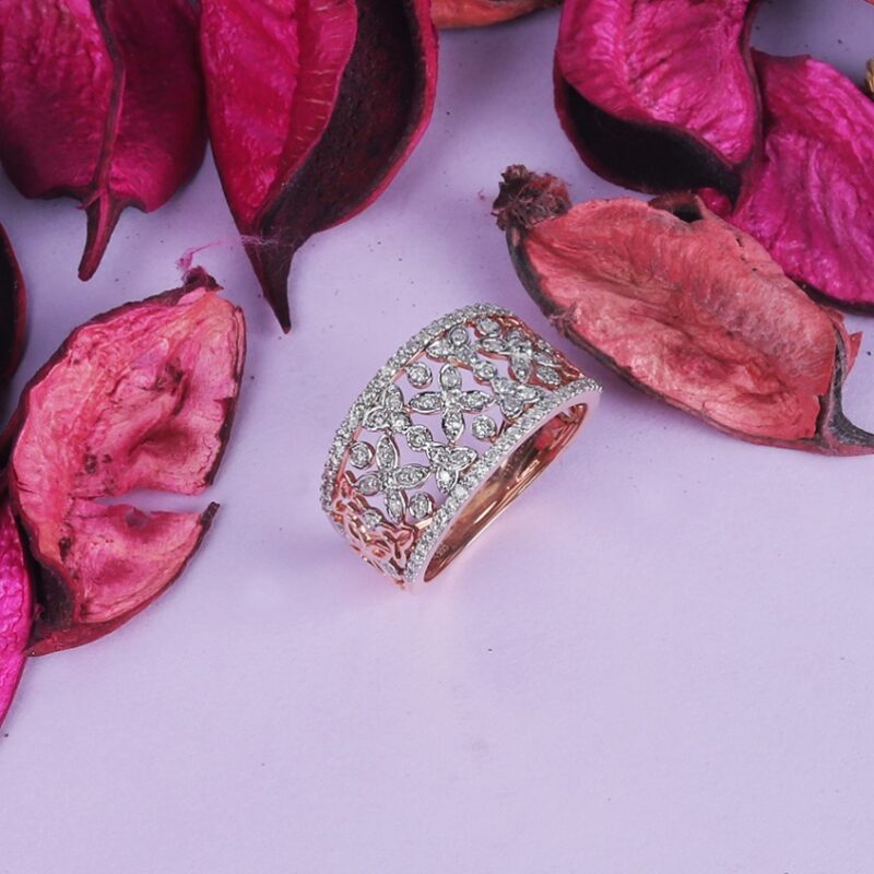 Sparkle rose gold diamond ring