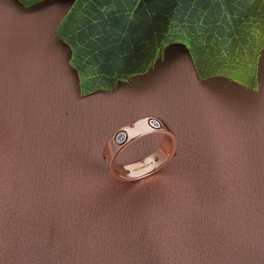 Diamond band