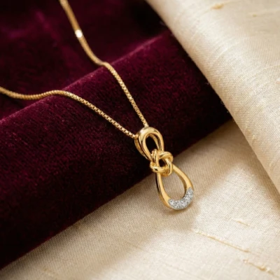 Prats Diamond Pendant