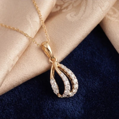 Ambi Diamond Pendant
