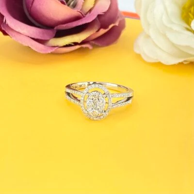 Cluster Tia Diamond Ring