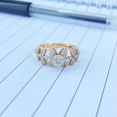 Luminaty Cluster Diamond Ring