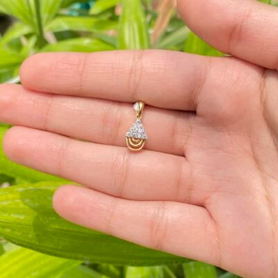 Classic Shine Diamond Pendant