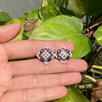 Anny Square Diamond Earring