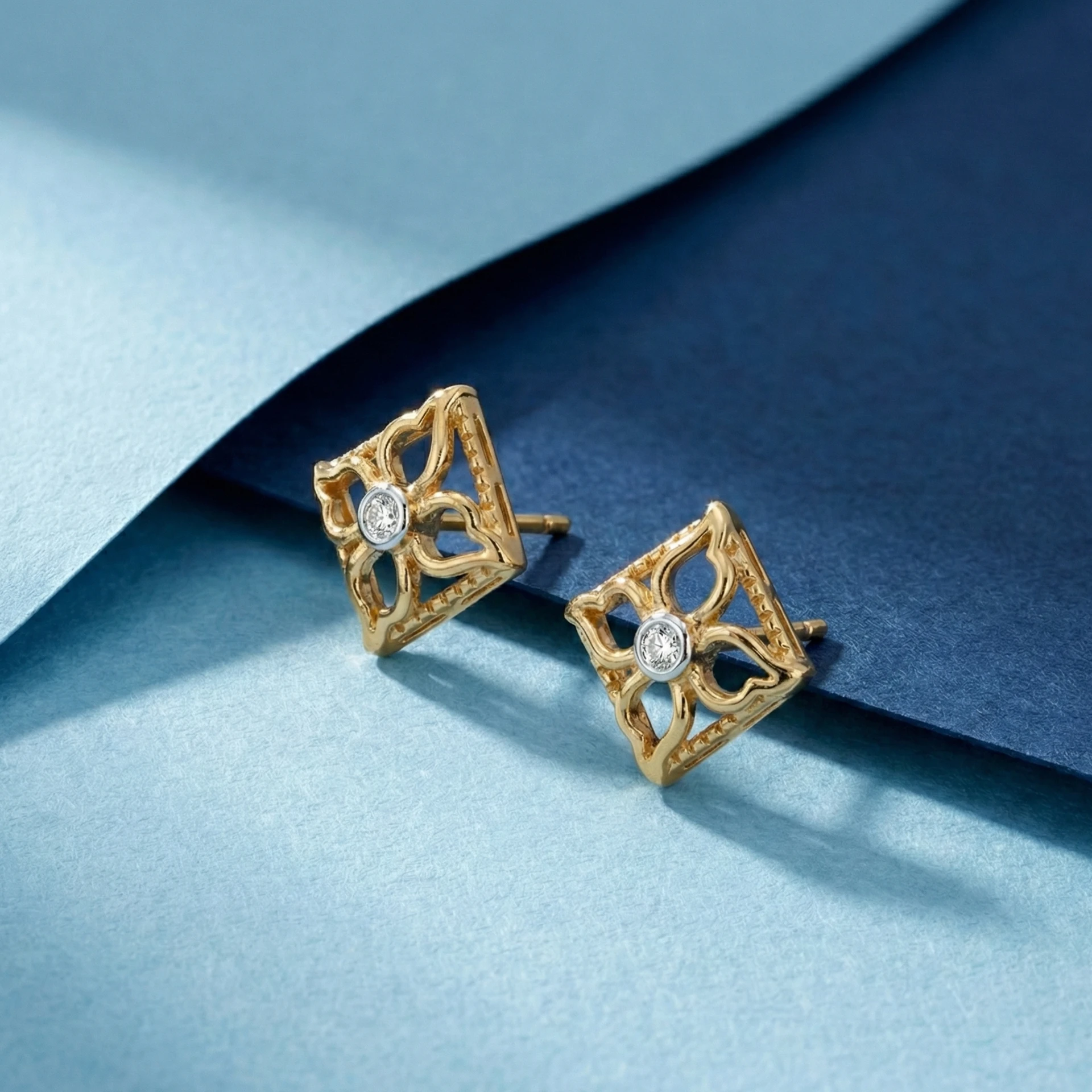Divs Diamond Earrings